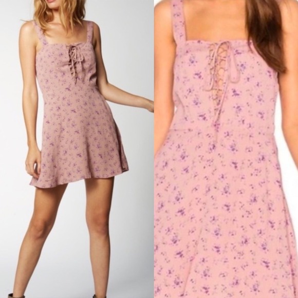 Flynn‎ Skye Revolve pink y2k retro floral ditsy mini dress size small spring - Picture 1 of 7
